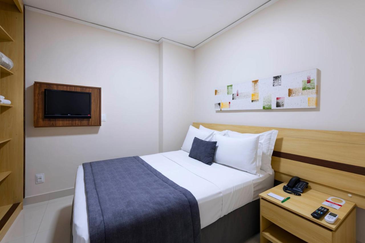 Bourbon Vitoria Hotel Bagian luar foto