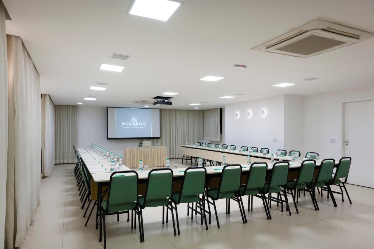 Bourbon Vitoria Hotel Bagian luar foto